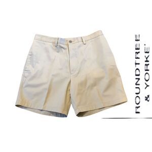 Roundtree and Yorke Easy Care Stretch Waist Shorts - Size 38